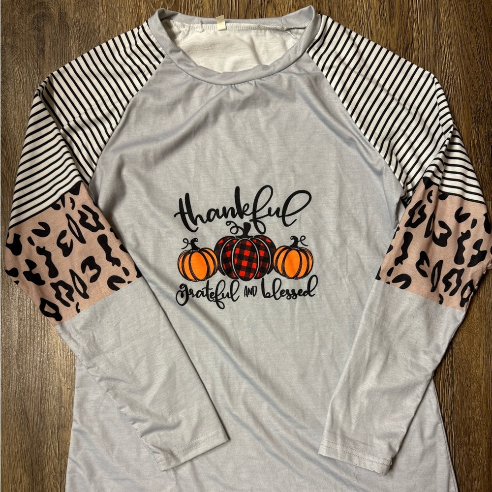 Women’s Fall long sleeve tee